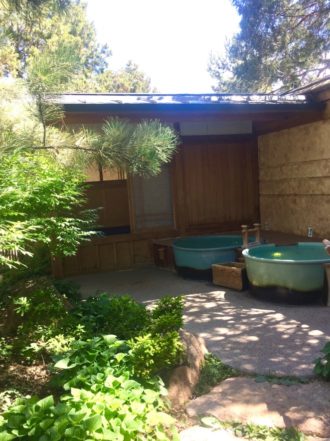 BF9CDE0E-D644-4BC2-8108-AACF15DF0E8C