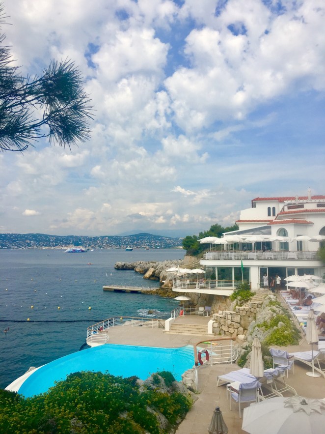 21E4D1CF-6BE2-4F96-844F-03EFB1AD1CAB