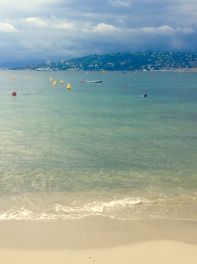 26C73F95-EA89-40B3-B9FD-A9928D97A78A