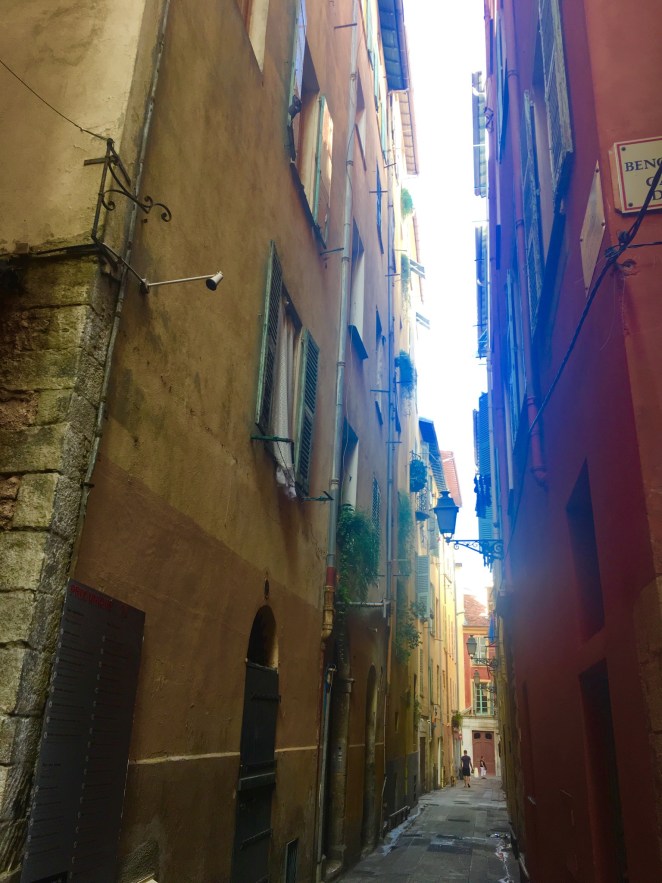 4CB734DD-F6D2-48DF-B32F-7D685D5F222A