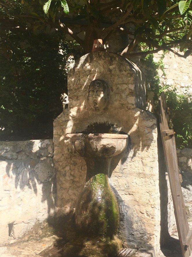 E54DA8B1-DFFC-425A-8B72-BF6CF116AE23