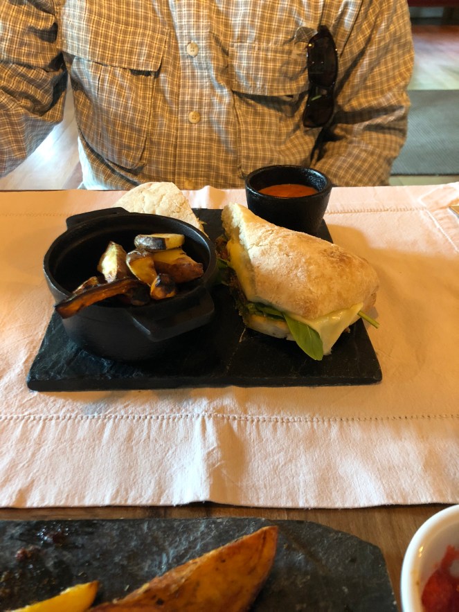 7B1C4433-9B95-4D6A-B0C2-2D173BB33C6F