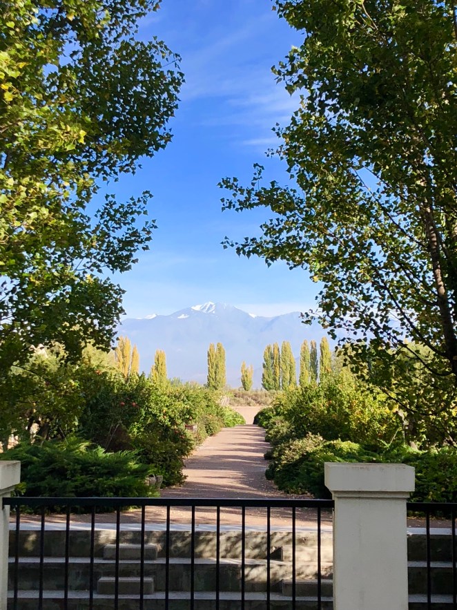 FC011383-FBDE-45B2-BE17-12D9F0EC4B61