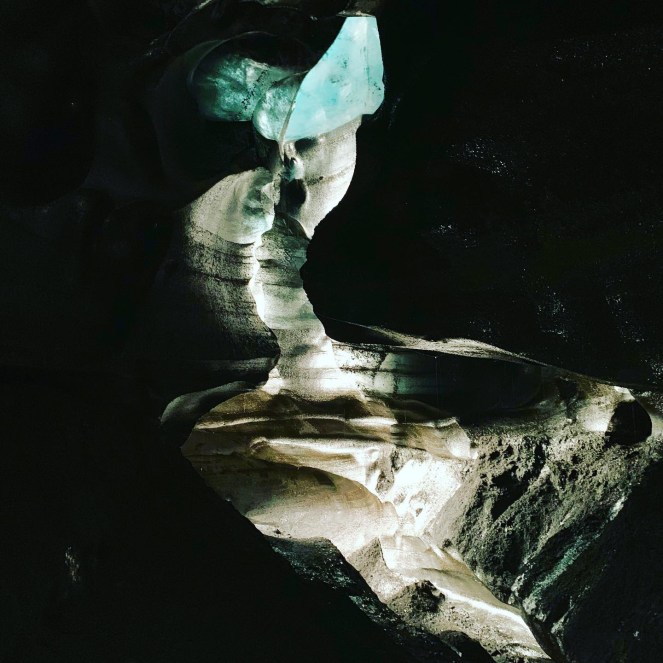 6A15E88B-E554-428C-96F0-7E7249414EEB