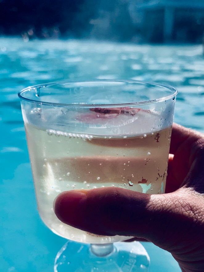 6C27EF4B-11E3-4905-A60E-E66B99BB30CA