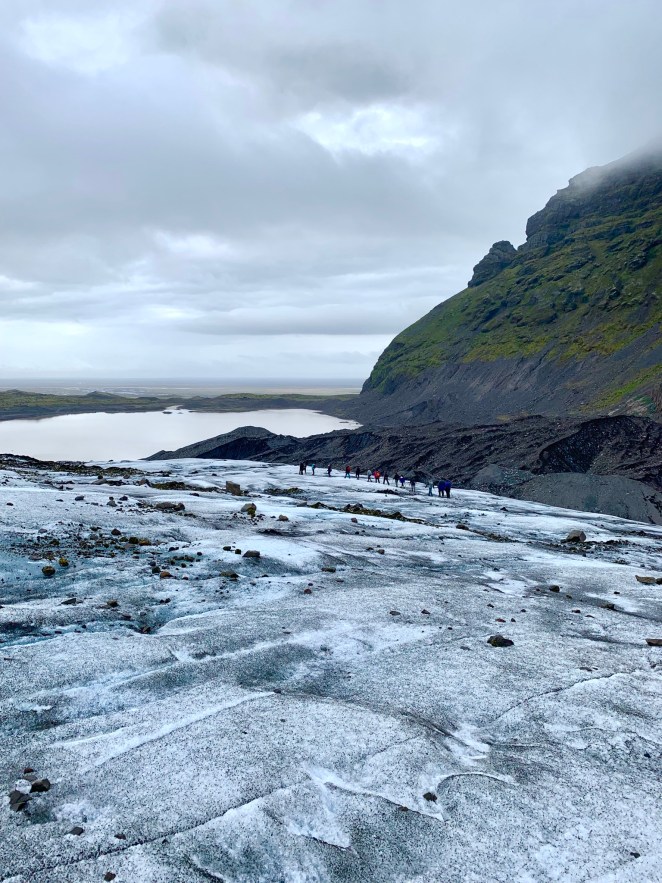 CB31D140-5860-4F33-A4F4-52E5A24C8481