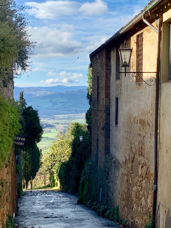 B09BA47E-A668-415B-8929-A25558ED2376