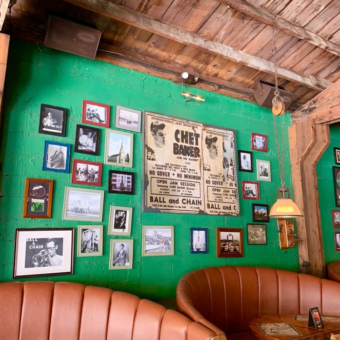 6DC31F29-1C71-4C36-A8A7-02EB24D3B0E3