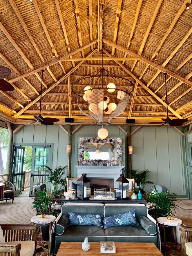 33686060-E27E-4A26-B37E-B1B13625C411